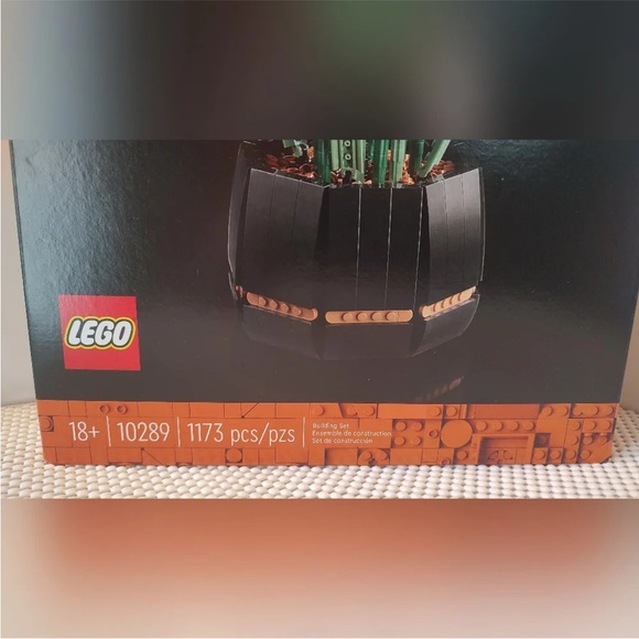 LEGO: Bird of Paradise (10289) SEALED , RETIRED Set for Collectors Brand New - Picture 5 of 5